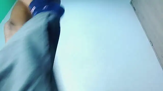 avaleri cherry online show from April 3, 9:46 pm