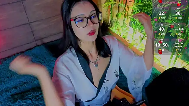 Abbydreams  online show from October 22, 8:03 pm