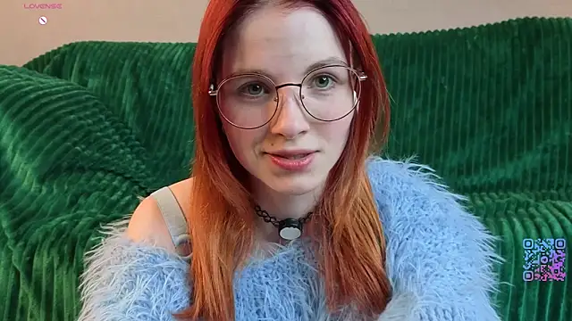 OhYumiYes online show from March 27, 6:52 pm