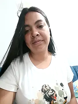 Brendabluee online show from February 14, 3:03 pm