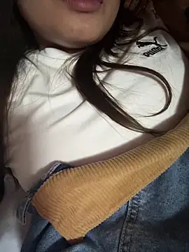 Snapshot of lunagonzales_lima_2007 chatting on November 2, 2:15 am lunagonzales lima 2007 online show from November 2, 2:15 am