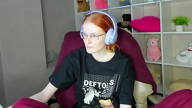 ElizabethHarpper online show from February 27, 5:24 pm