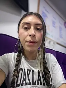 Sara Davina online show from March 9, 3:42 am