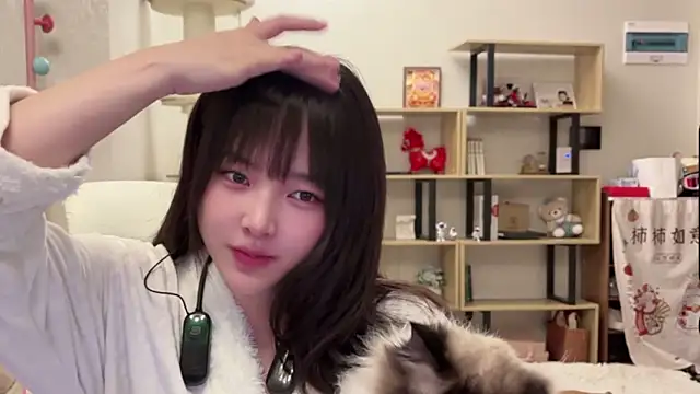 Chenjing0 online show from February 22, 1:01 pm