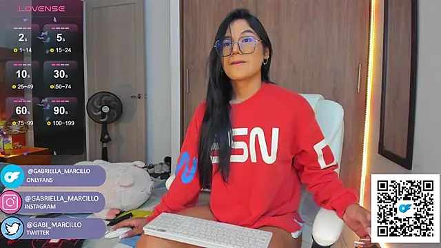 gabi marcillo online show from October 4, 4:51 am