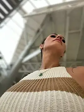 Samantha bigboobs online show from March 27, 7:36 pm