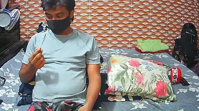 Younger Couples online show from May 19, 9:16 am