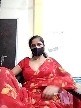 Snapshot of beautifulparii chatting on September 30, 9:15 am beautifulparii online show from September 30, 9:15 am