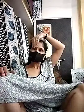 Snapshot of beautifulparii chatting on September 20, 2:32 am beautifulparii online show from September 20, 2:32 am