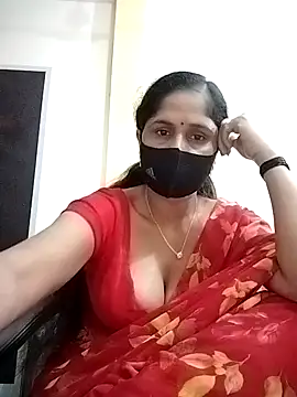 Snapshot of beautifulparii chatting on September 21, 2:32 am beautifulparii online show from September 21, 2:32 am