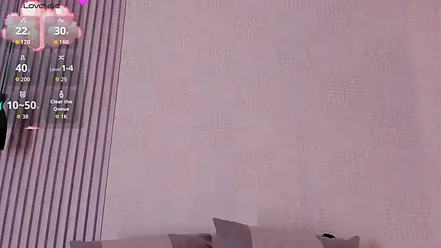 sara  jones gh online show from February 28, 7:02 pm