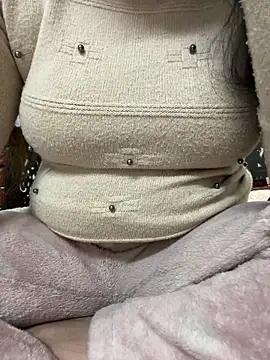 Red-Magic-25 online show from February 12, 7:21 am