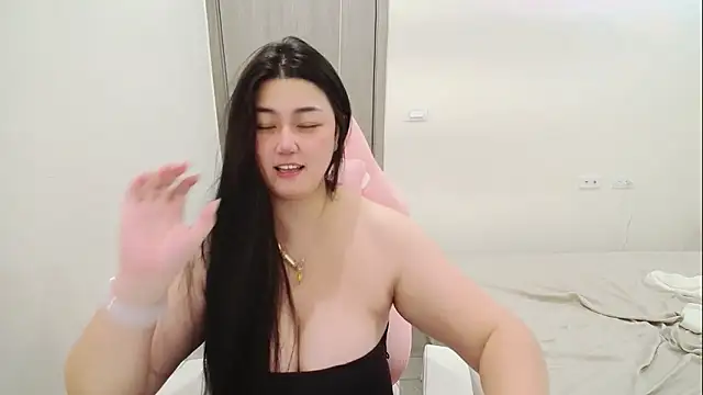 minnie9009 online show from April 18, 9:45 am