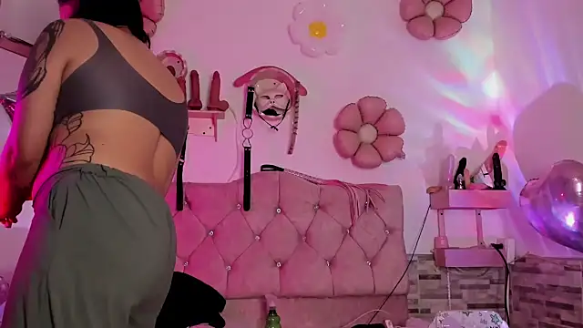 amyswallow7 online show from November 2, 12:47 am