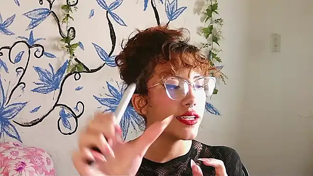 zoe ch  online show from February 9, 11:18 pm