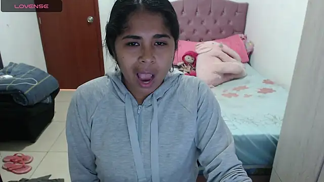Snapshot of july-feria chatting on October 21, 8:46 pm july-feria online show from October 21, 8:46 pm