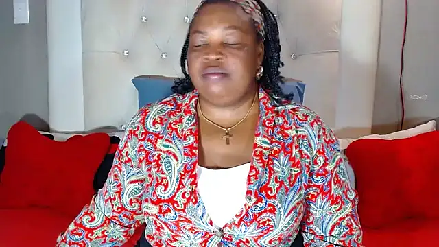 omalicha98 online show from May 27, 7:05 am