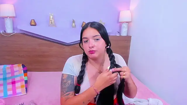 ScarletEmber3 online show from October 7, 4:39 am