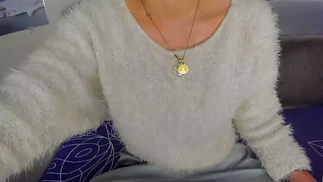 SabrinaSpell  online show from January 18, 11:50 am