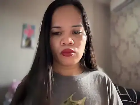 SophiaCourthaway online show from April 28, 1:25 am