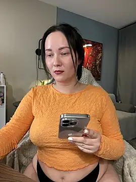 Kiss My Body online show from April 21, 5:53 pm