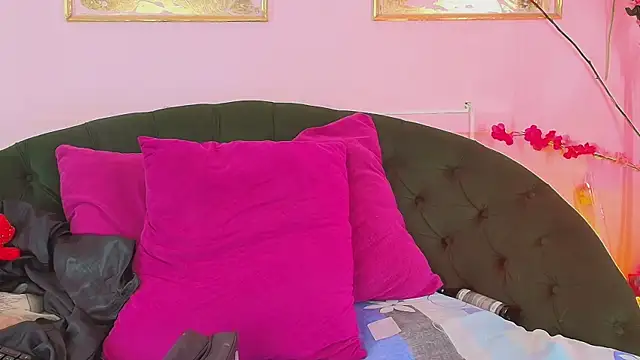 scarlette69 online show from March 28, 7:57 pm