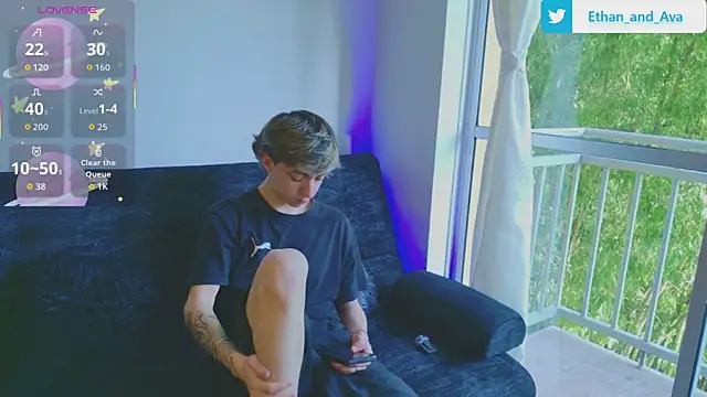 ethan and ava online show from October 9, 12:31 pm