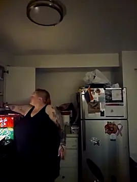 CorgiGodez98 online show from November 12, 7:39 am