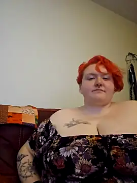 CorgiGodez98 online show from October 29, 3:11 am