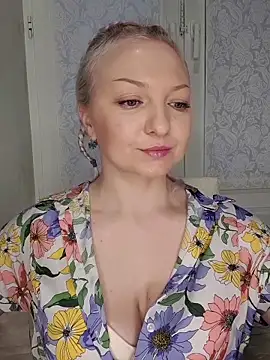 Anesteishen online show from December 17, 6:28 am