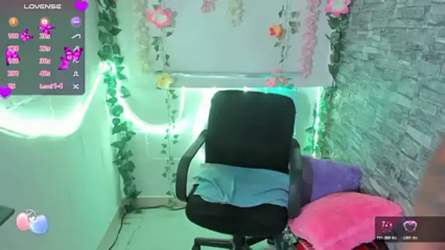 naty jhonsom  online show from January 18, 7:15 am