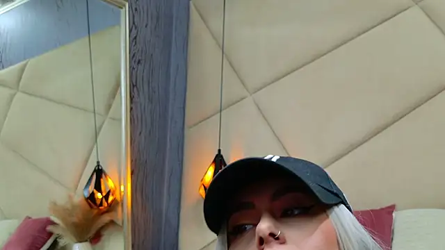 ChloeFrost online show from November 14, 6:13 am