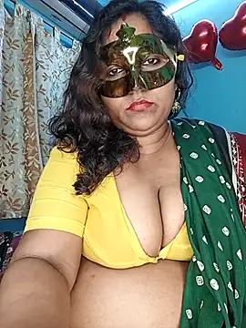 hevensex143 online show from April 8, 8:33 pm