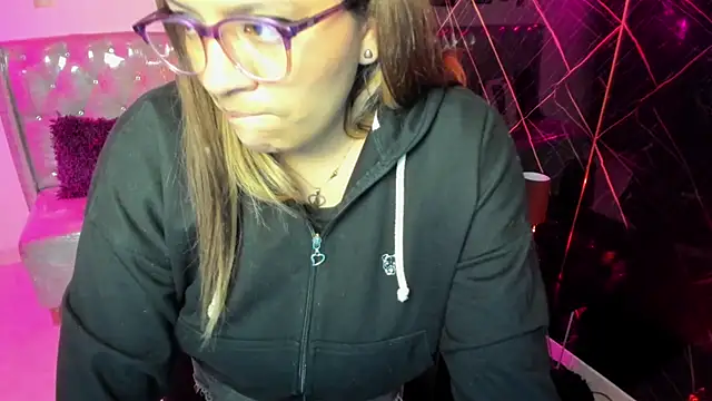 victoria  floyd online show from June 25, 11:06 pm