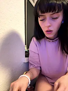 Ciara2004 online show from January 16, 11:45 pm