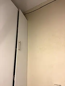 Spicey-CheekssX online show from October 25, 4:42 am