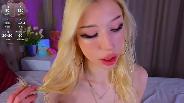 SallyCha online show from April 2, 6:55 am