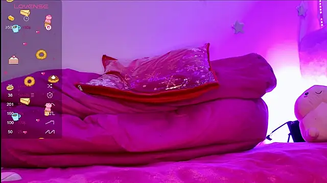 Kitty Parker online show from March 6, 1:44 am