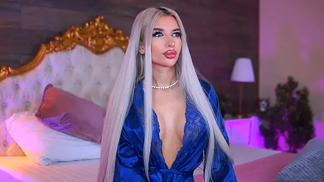 Juicy Jessye online show from December 14, 8:58 pm