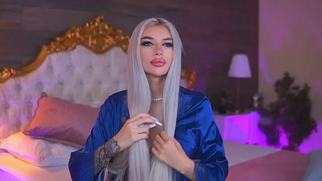 Juicy Jessye online show from January 17, 9:22 pm