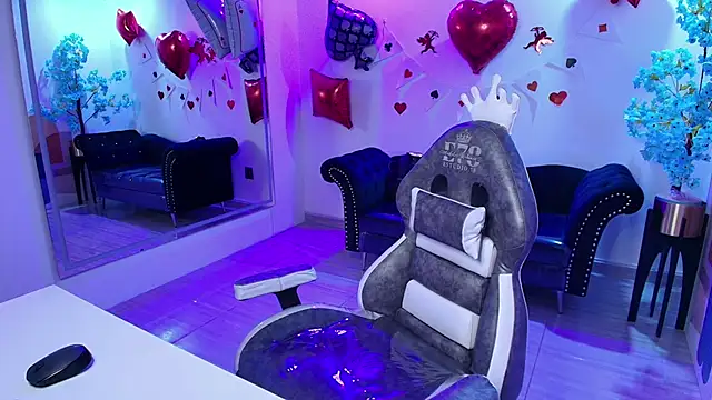 Charlotte ethan online show from February 28, 4:01 am