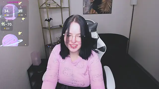 Manic pixie  online show from December 4, 3:57 pm