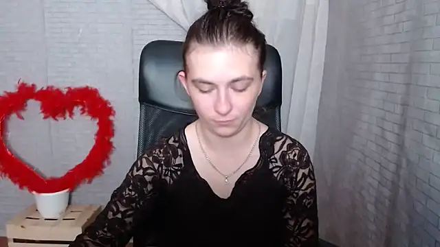 AmandaJi  online show from October 1, 7:24 am