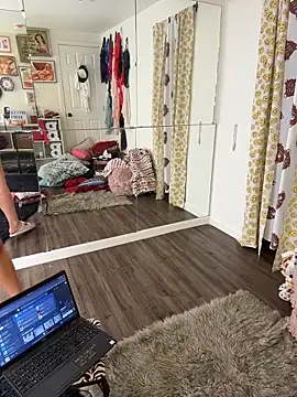 I am babydoll online show from February 24, 4:11 am