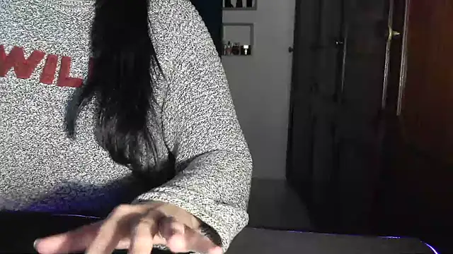 bunnyfox420 online show from March 5, 11:33 pm