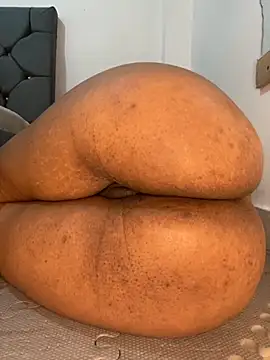 Snapshot of Charlotte_bronxxx chatting on September 13, 3:42 pm Charlotte bronxxx online show from September 13, 3:42 pm