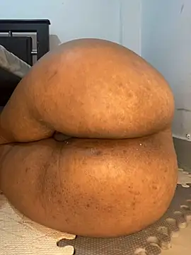 Snapshot of Charlotte_bronxxx chatting on September 10, 6:30 pm Charlotte bronxxx online show from September 10, 6:30 pm