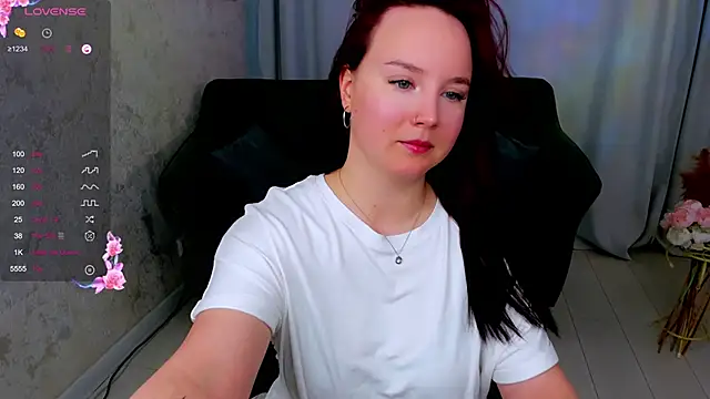 maya suun online show from November 8, 2:49 am