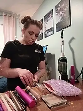 barbieinbondage7 online show from May 7, 9:29 pm