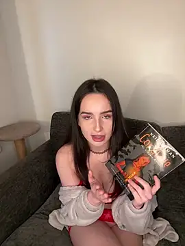 EllaEroticaX online show from December 17, 11:25 am